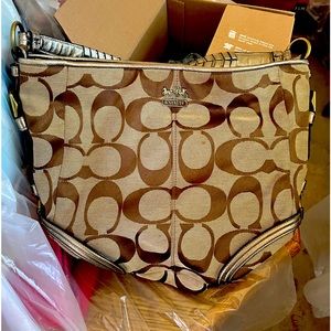 Coach shoulder bag